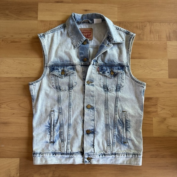 Levi's Men's Denim Trucker Vest Blue Cotton Sleeveless Jean Jacket Western Work - Picture 2 of 15